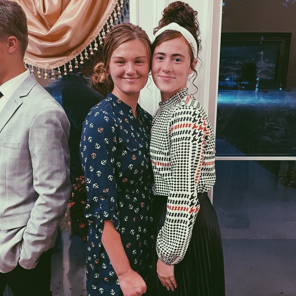 Meet your Posher, Elisabeth - Picture 5 of 9